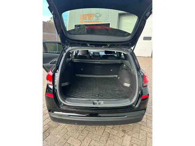 Hyundai i30 Wagon 1.0 T-GDI Premium 2020 Benzine 8