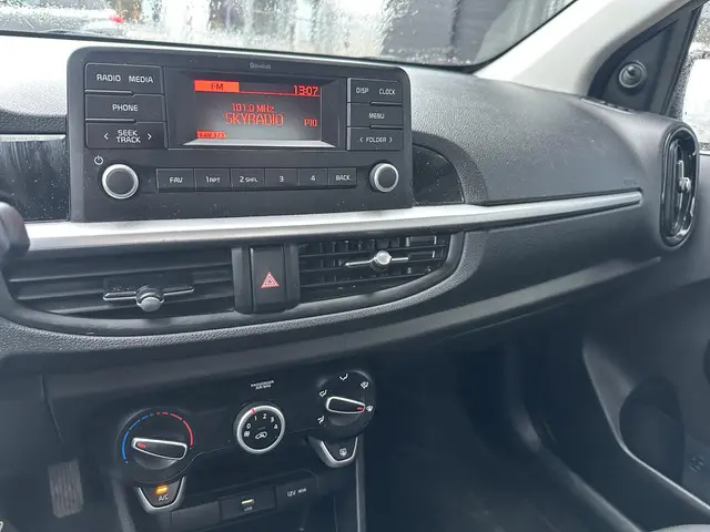 Kia Picanto 1.0 DPi ComfortLine 2022 Benzine 14