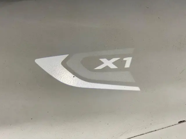 BMW X1 xDrive25e Executive 2021 Hybride Benzine 14