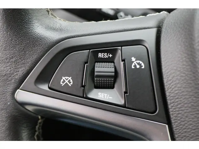 Opel Meriva 1.4 Turbo Blitz 2017 Benzine 33