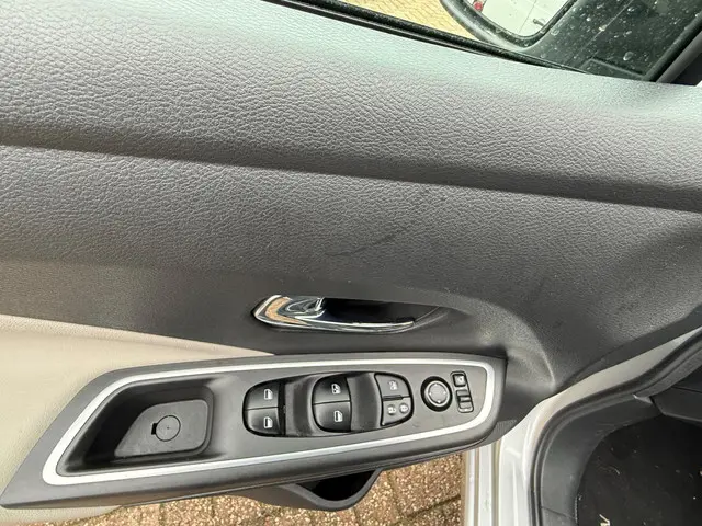 Nissan Micra 1.0 IG-T Tekna 2021 Benzine 10