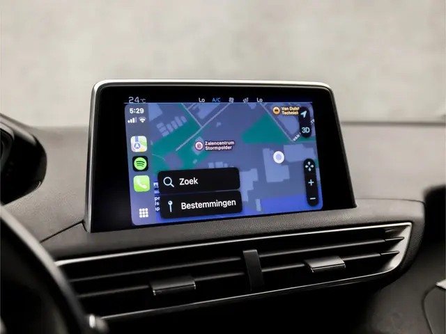 Peugeot 5008 1.2 PureTech Allure 2018 Benzine 25