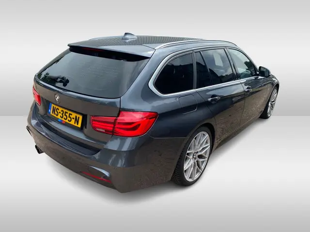BMW 3 Serie 2