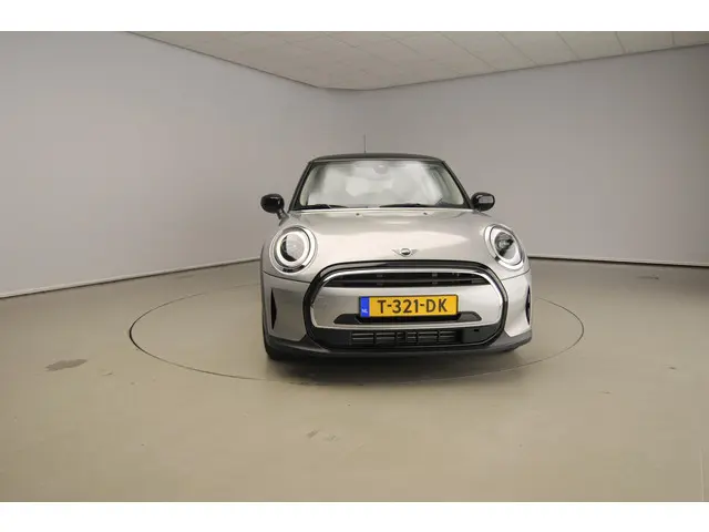 MINI 3-Deurs Cooper 2023 Benzine 5