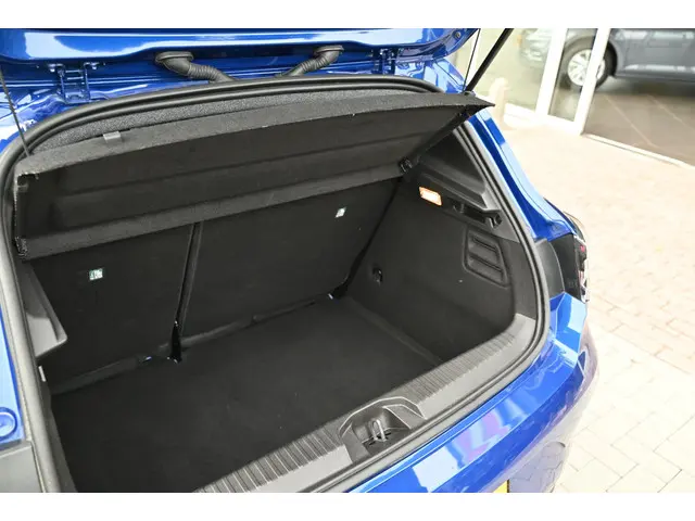 Renault Clio 1.0 TCe 90 GPF techno 2024 Benzine 8