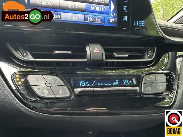 Toyota C-HR 1.8 Hybrid Executive 2018 Hybride Benzine 6