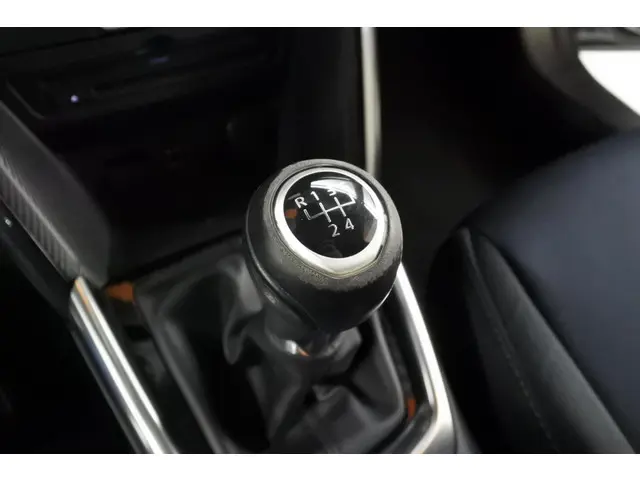 Mazda 2 1.5 90pk Nakama 2016 Benzine 23