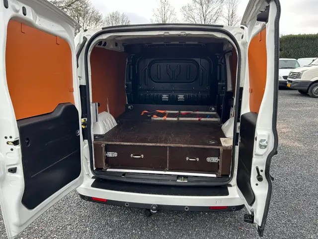 Fiat Doblò Cargo 1.6 MJ L1H1 SX 2017 Diesel 6