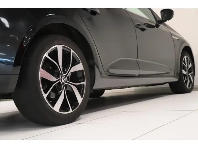 Renault Mégane 1.3 TCe Bose 2019 Benzine 28