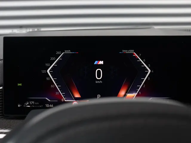 BMW X5 xDrive50e 2025 Hybride Benzine 27