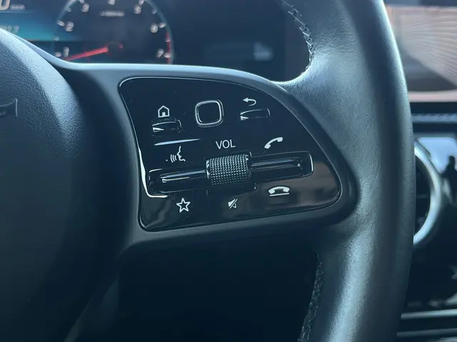 Mercedes-Benz A-Klasse 160 Advantage 2019 Benzine 14