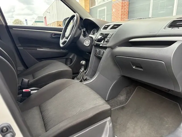 Suzuki Swift 1.2 VERKOCHT 2012 Benzine 15
