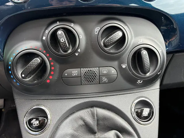 Fiat 500 1.2 Lounge 2016 Benzine 16
