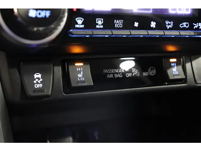 Toyota RAV4 2.5 Hybrid AWD Bi-Tone, 2020 Hybride Benzine 9