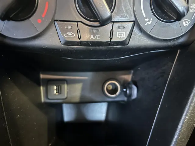 Suzuki Swift 1.2 Bandit EASSS 2016 Benzine 15