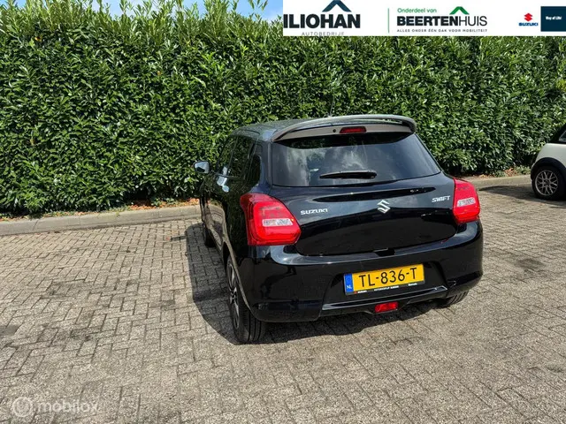 Suzuki Swift 1.0 Stijl Automaat km 81000 2018 Benzine 8
