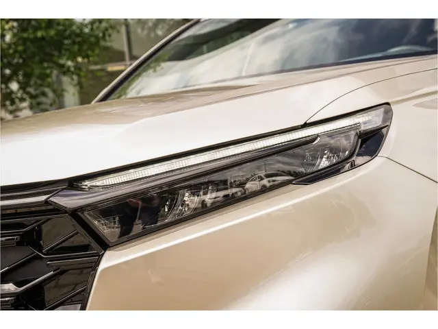 Honda CR-V 2.0i e:PHEV ADVANCE TECH 2025 Hybride Benzine 47