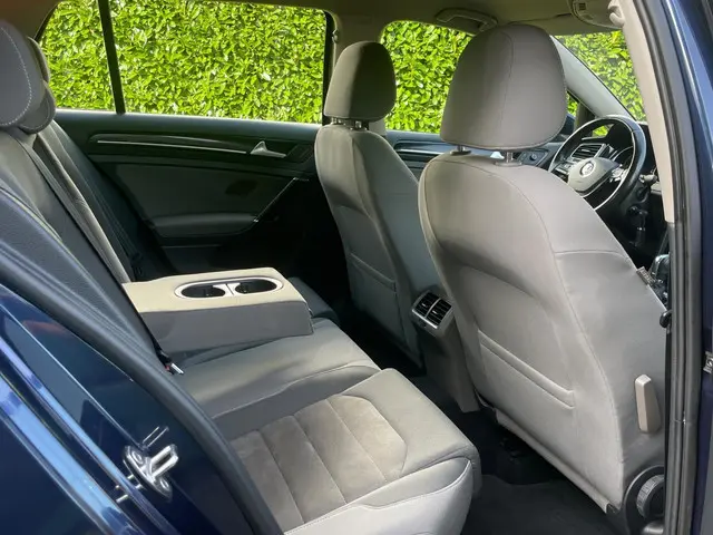 Volkswagen Golf 1.4 TSI Highline/Automaat 2013 Benzine 13