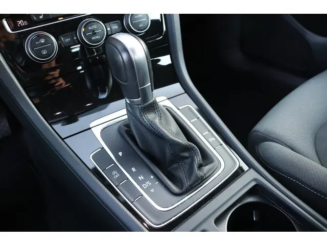 Volkswagen Golf 1.5 TSI DSG 2018 Benzine 14