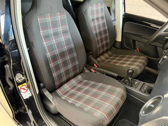 Volkswagen up! 1.0 2021 Benzine 11