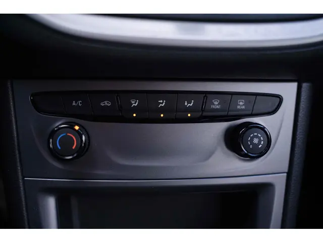 Opel Astra Sports Tourer 1.2 Edition 2021 Benzine 24