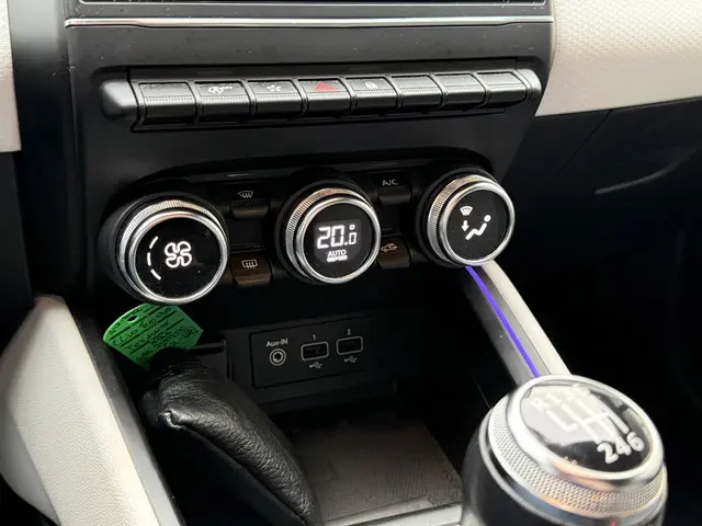 Renault Clio 1.0 TCe 90 Techno 2022 Benzine 21