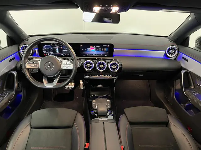 Mercedes-Benz CLA 200 Business Solution AMG 2021 Benzine 3