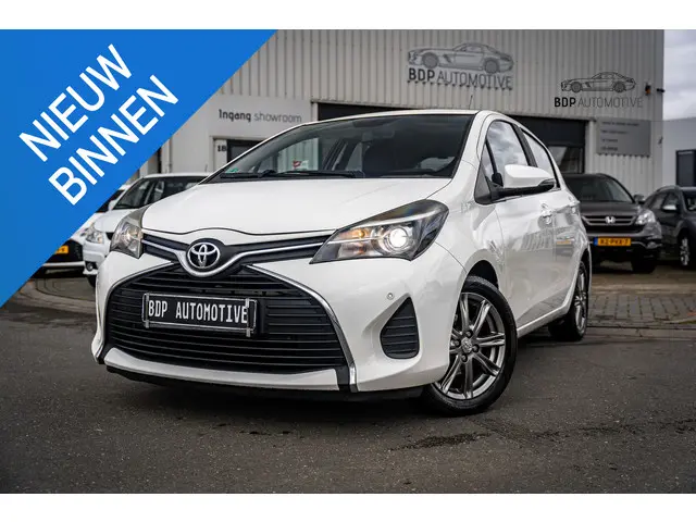 Toyota Yaris 1.0 VVT-i Trend 2015 Benzine
