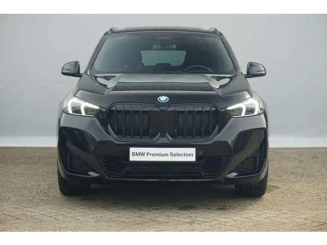 BMW X1 xDrive30e 2023 Hybride Benzine 5