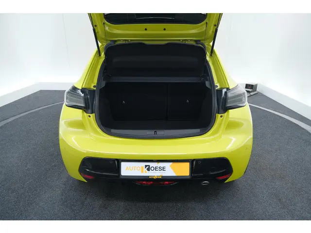 Peugeot 208 PureTech 100 GT 2024 Benzine 58