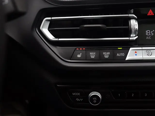 BMW 1 Serie 5-deurs 118i 2024 Benzine 19