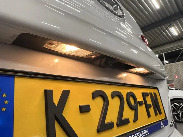 Hyundai Kona EV Comfort 64 kWh 2020 Elektrisch 33