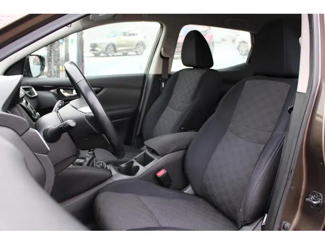 Nissan QASHQAI 1.2 Acenta 2015 Benzine 11
