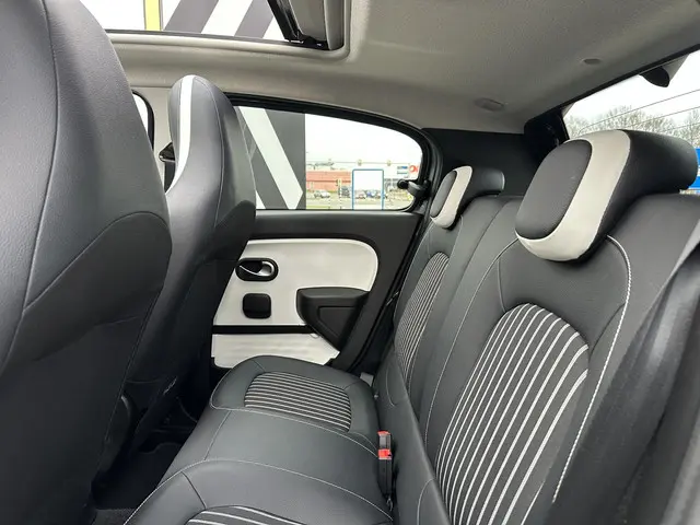 Renault Twingo Z.E. R80 Intens 2021 Elektrisch 33