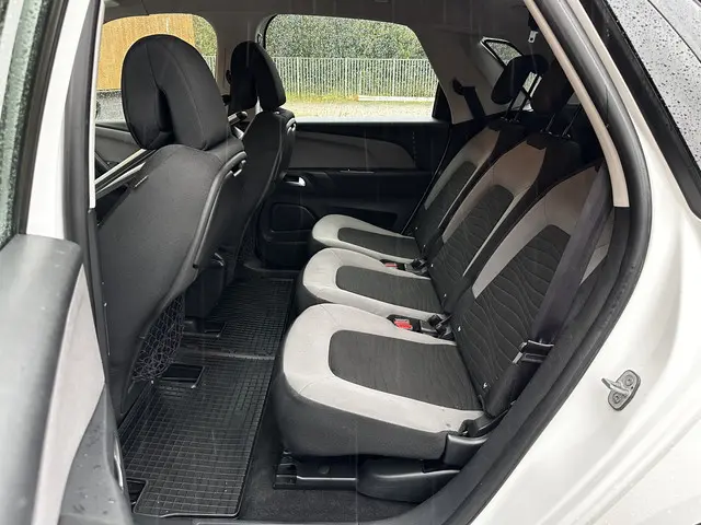 Citroën C4 Picasso 1.2 PureTech Selection 2015 LPG/Gas 20