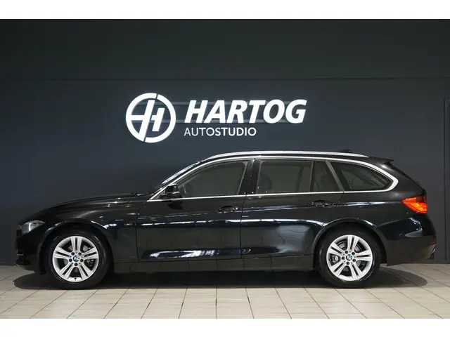 BMW 3 Serie Touring 316i High Executive 2014 Benzine 10