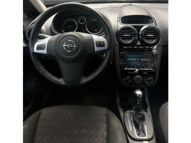 Opel Corsa 1.4-16V Design Edition 2014 Benzine 8