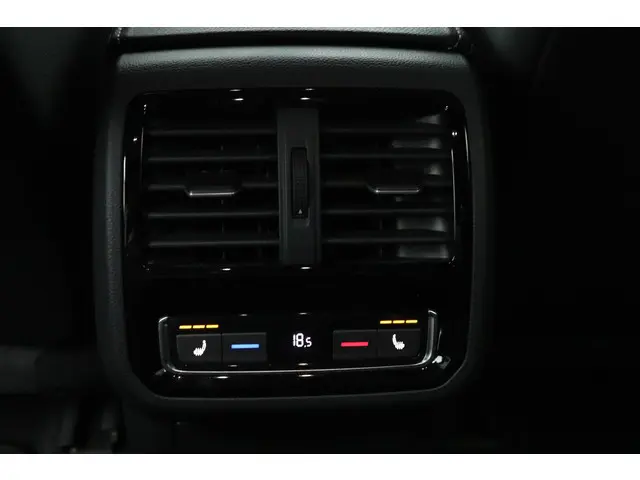 Volkswagen Arteon 1.5 TSI Business R 2019 Benzine 16
