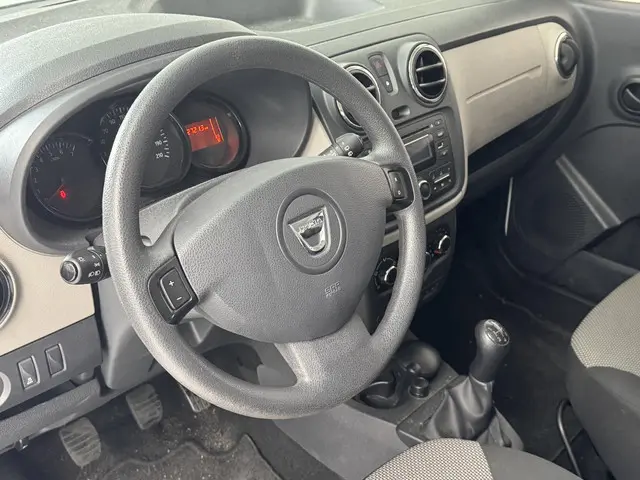 Dacia Lodgy 1.2 TCe Ambiance 7p. 2015 Benzine 13
