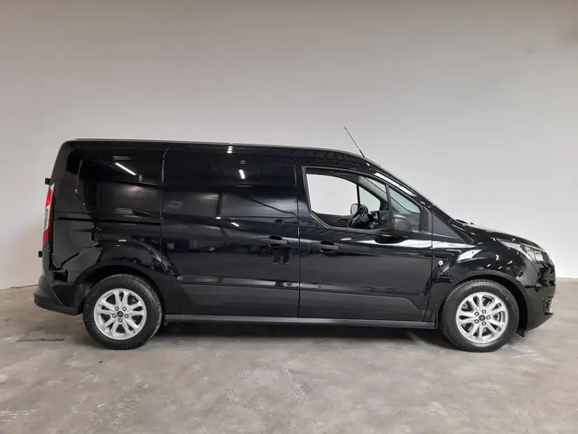 Ford Transit Connect L2 Trend 2023 Diesel 3