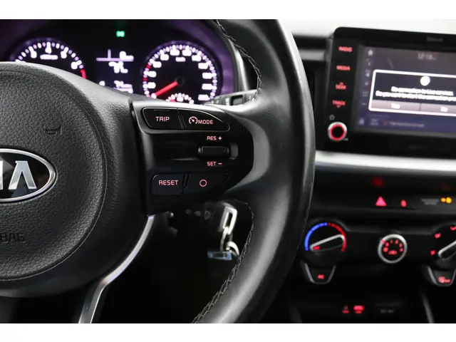 Kia Stonic 1.0 T-GDi DynamicLine 2020 Benzine 20