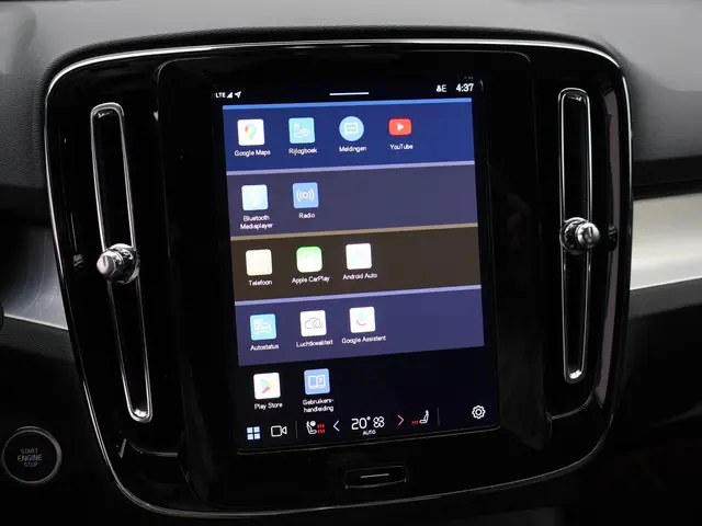 Volvo XC40 2.0 B4 Plus Dark 2025 Benzine 15