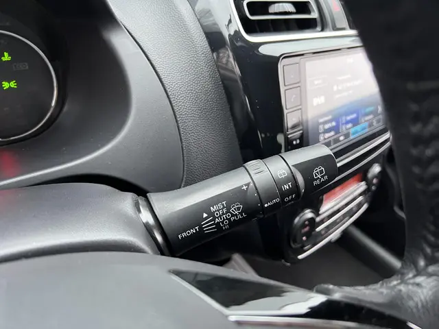 Mitsubishi Space Star 1.2 Dynamic 2024 Benzine 12