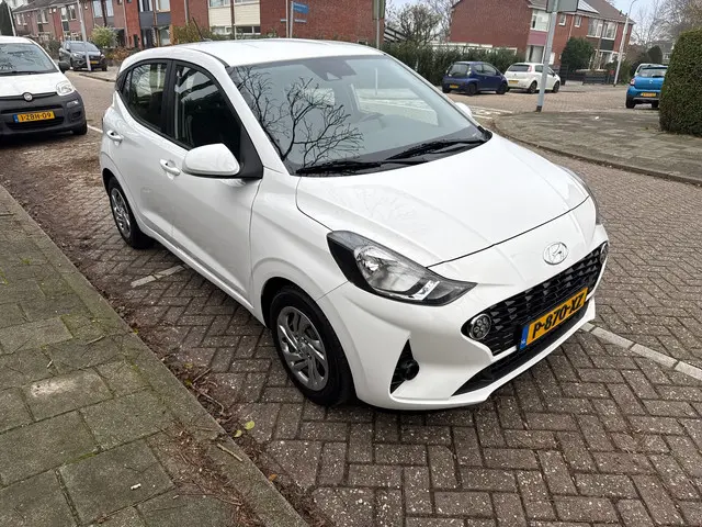 Hyundai i10 3