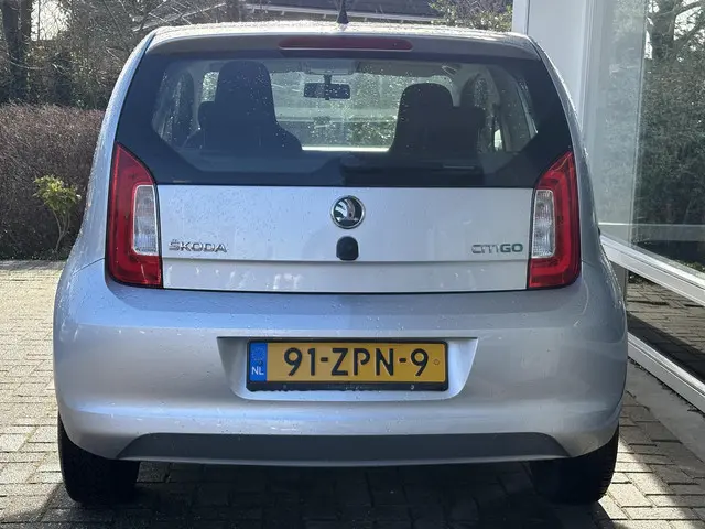 Škoda Citigo 1.0 Greentech Arctic 2013 Benzine 4