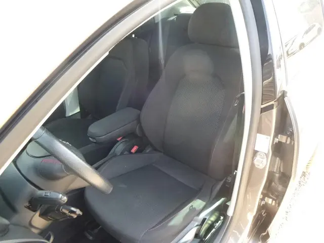 SEAT Ibiza 1.2 TSI FR DYNAMIC NAVI XENON 2014 Benzine 12