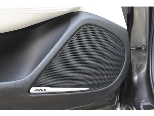 Mazda 6 Sedan 2.5 SkyActiv-G 194 Luxury 2020 Benzine 16