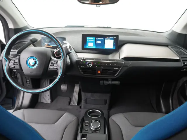 BMW i3 Corporate Executive 120Ah 42 kWh 2021 Elektrisch 5