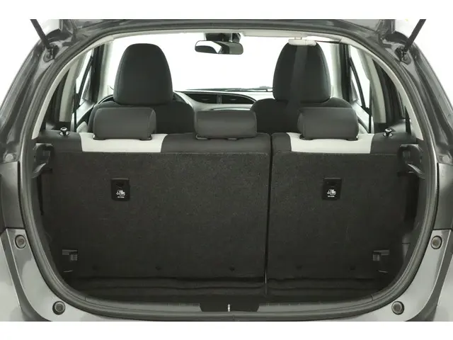 Toyota Yaris 1.5 Hybrid Active 2020 Hybride Benzine 24