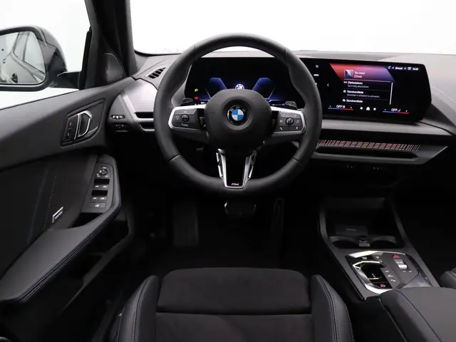 BMW 1 Serie 120 2025 Benzine 9